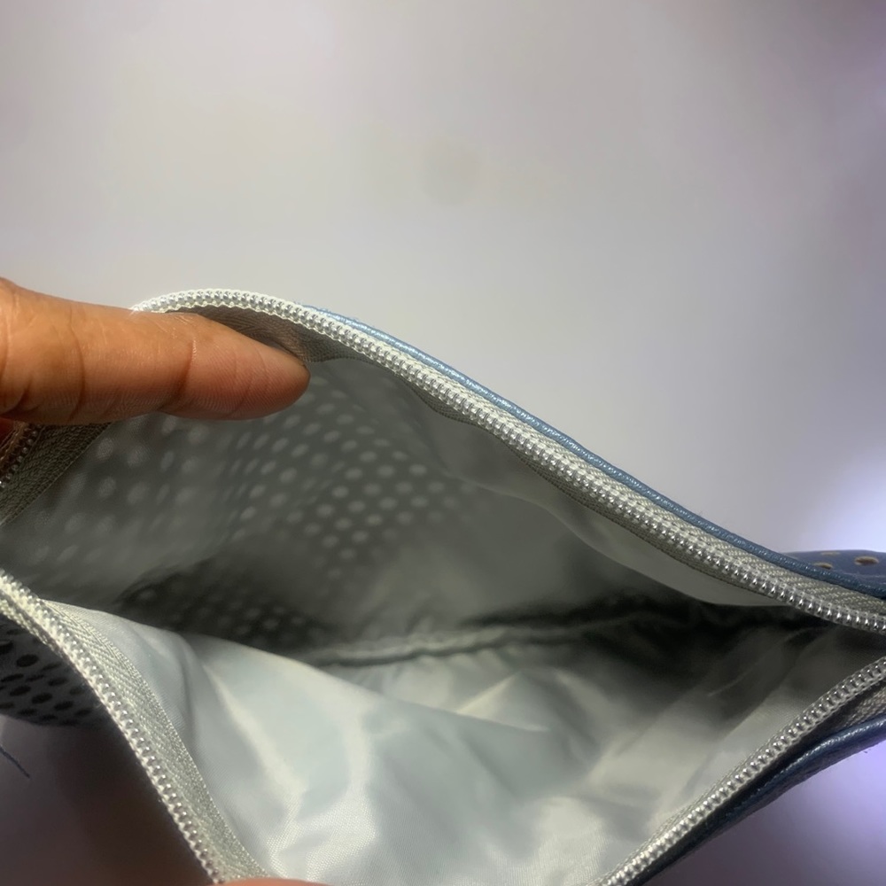 IPSY Cosmetic bags - $6 ea or 3 for $10.00 - Picture 9 of 16